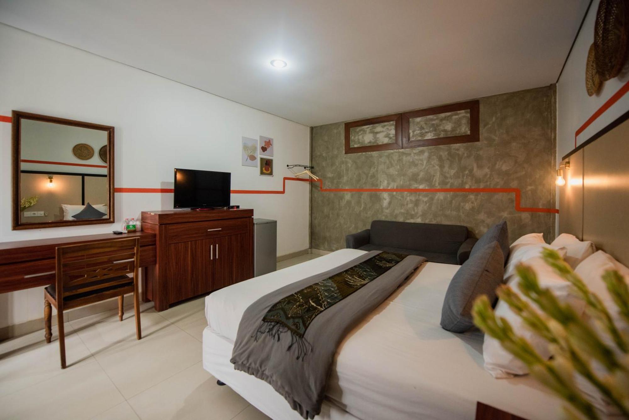 Sandat Hotel Legian Экстерьер фото