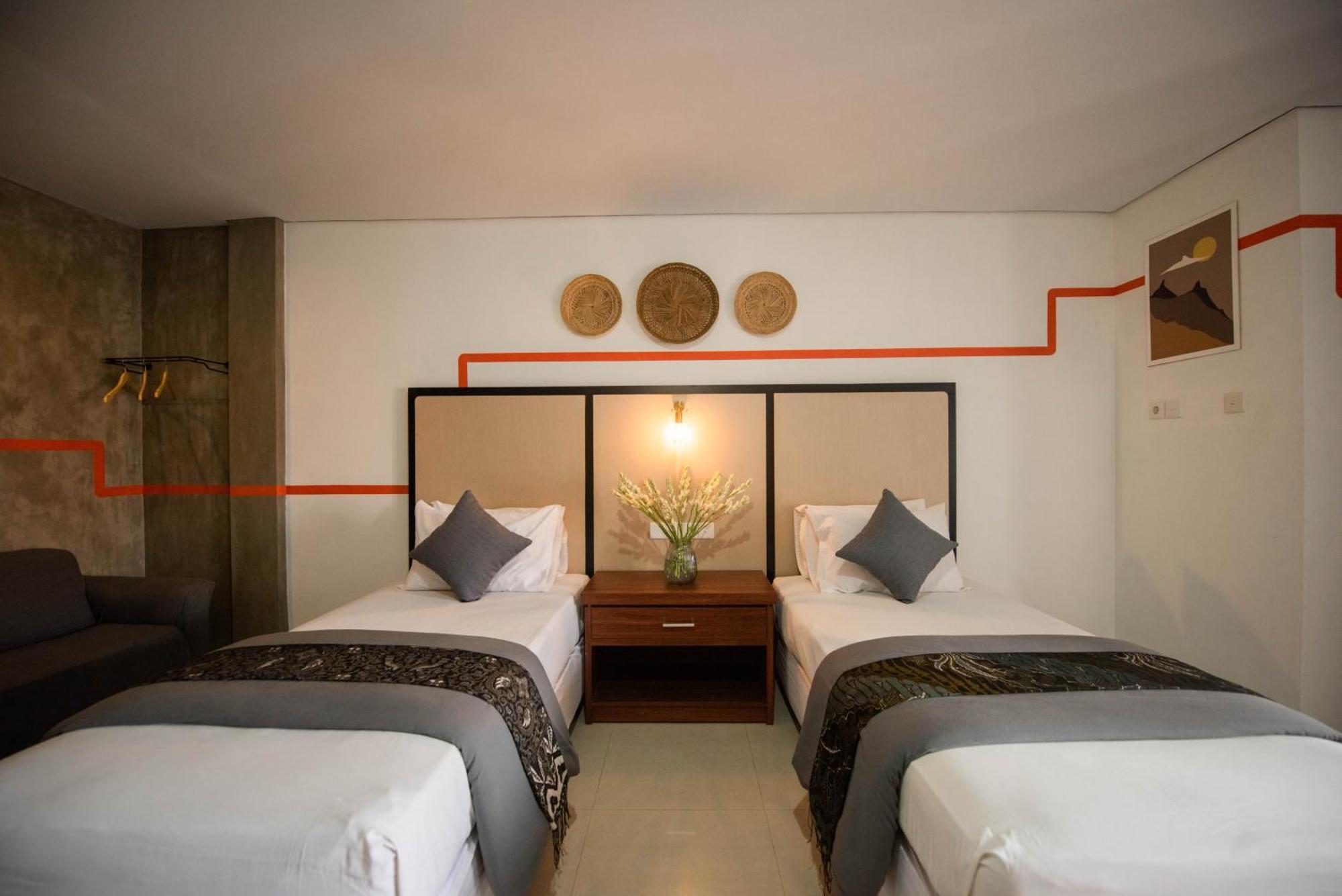Sandat Hotel Legian Экстерьер фото